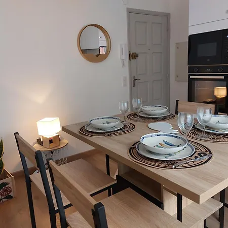 Du Chateau - Axelle Loc'appart Apartamento *
